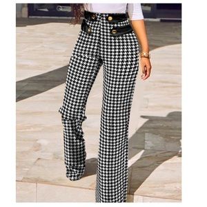 UDEAR - Black & White Houndstooth Button-Accent Straight-Leg Pants